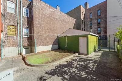 3005 48th Street, Astoria, NY 11103 - Photo 19