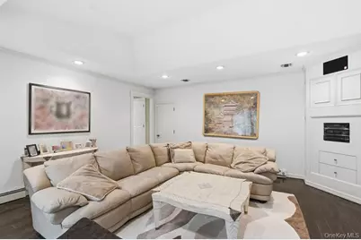 3 Aron Drive, Woodbury, NY 11797 - Photo 9