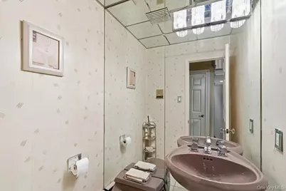 3 Aron Drive, Woodbury, NY 11797 - Photo 19