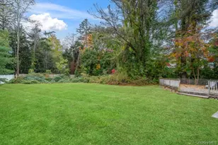 3 Aron Dr, Woodbury, NY 11797 - Photo 35