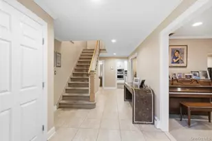 3 Aron Dr, Woodbury, NY 11797 - Photo 3