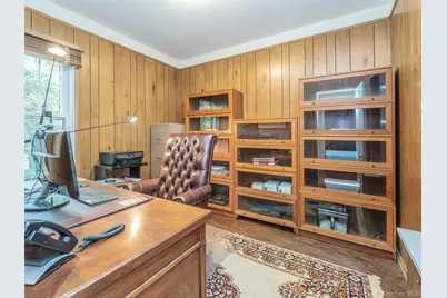 38 Wensley Drive, Great Neck, NY 11021 - Photo 17