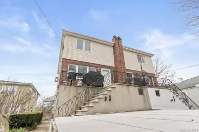 1096 Midland Avenue, Bronxville, NY 10708 - Photo 19