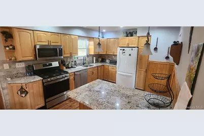 13 Baldwin Drive, Wappingers Falls, NY 12590 - Photo 9