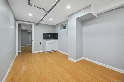 73 Broadway, Valley Stream, NY 11580 - Photo 29