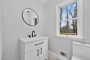 33 Crystal Farm Rd, Warwick, NY 10990 - Photo 23