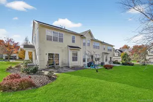 5 Cobblestone Ln, Middletown, NY 10940 - Photo 5