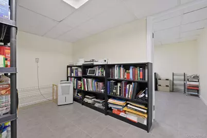 14 Harold Avenue #4, Greenwich, CT 06830 - Photo 17