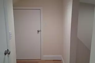 601 E 226th St, Bronx, NY 10466 - Photo 9