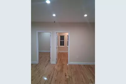 601 E 226th Street #2, Bronx, NY 10466 - Photo 17