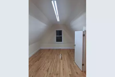 601 E 226th Street #2, Bronx, NY 10466 - Photo 3