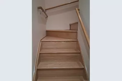 601 E 226th Street #2, Bronx, NY 10466 - Photo 11