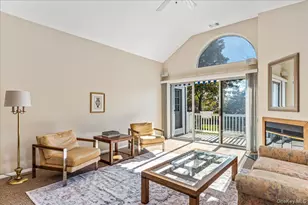 414 Lindsay Ln, Moriches, NY 11955 - Photo 3