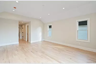 47 Netz Place, Albertson, NY 11507 - Photo 27