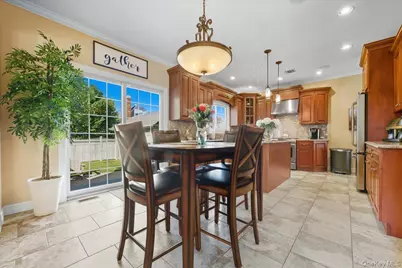 1615 Belmont Avenue, New Hyde Park, NY 11040 - Photo 21