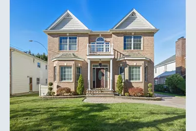 1615 Belmont Avenue, New Hyde Park, NY 11040 - Photo 3