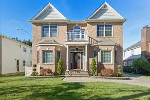 1615 Belmont Ave, New Hyde Park, NY 11040 - Photo 3