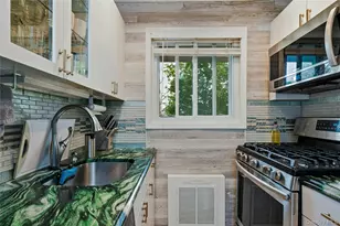 131 Edmunton Dr, North Babylon, NY 11703 - Photo 17