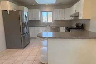 164 Jackson Ave, Mineola, NY 11501 - Photo 5