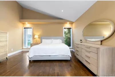 135 Ocean Avenue, Massapequa, NY 11758 - Photo 15