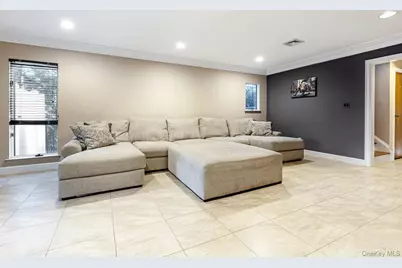 135 Ocean Avenue, Massapequa, NY 11758 - Photo 7