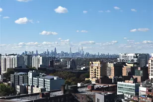 4140 Union St, Flushing, NY 11355 - Photo 17