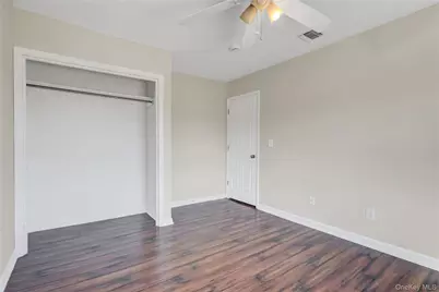 20 Gabon Lane, Coram, NY 11727 - Photo 19