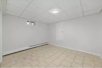 924 Hollywood Avenue, Bronx, NY 10465 - Photo 19