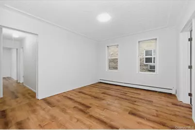 924 Hollywood Avenue, Bronx, NY 10465 - Photo 3