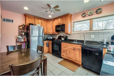 15 Janet Drive, Plainview, NY 11803 - Photo 5