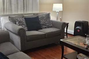 304 Parkwood St, Ronkonkoma, NY 11779 - Photo 9