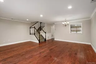 28 Stratford Circle, Farmingdale, NY 11735 - Photo 11