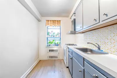 142-21 26 Avenue #6E, Flushing, NY 11354 - Photo 7