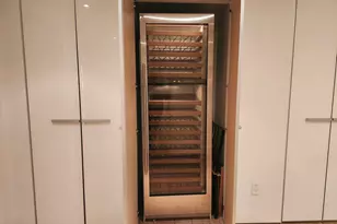 140 E 63rd Street E, New York, NY 10065 - Photo 3