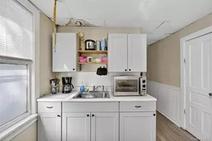 170 Downs St, Kingston, NY 12401 - Photo 9