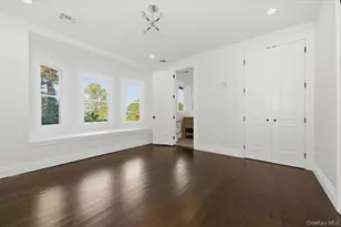 43 Soundview Dr, Huntington, NY 11743 - Photo 33