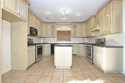 11 Laura Place #2, Spring Valley, NY 10977 - Photo 13