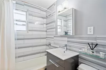 241-20 Northern Boulevard # 5-B, Douglaston, NY 11362 - Photo 17