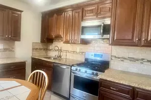 107-23 96th St, Ozone Park, NY 11417 - Photo 7