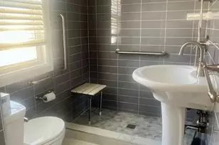 107-23 96th St, Ozone Park, NY 11417 - Photo 13