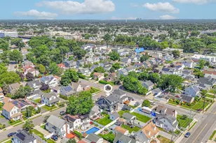 108 Bismark Ave, Valley Stream, NY 11581 - Photo 9