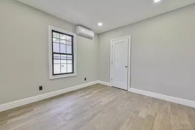 108 Bismark Avenue, Valley Stream, NY 11581 - Photo 29