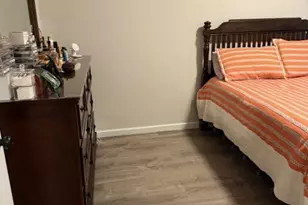 679 E 241st St, Bronx, NY 10470 - Photo 11