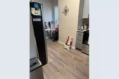 679 E 241st Street, Bronx, NY 10470 - Photo 5