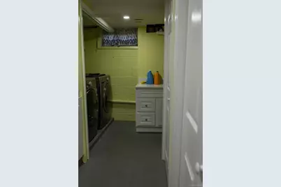 1023 Schuman Place, Baldwin, NY 11510 - Photo 17