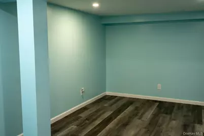 1023 Schuman Place, Baldwin, NY 11510 - Photo 19