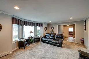 17 Lowery Ave, Lake Grove, NY 11755 - Photo 7