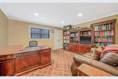 43 Cabriolet Lane, Melville, NY 11747 - Photo 31