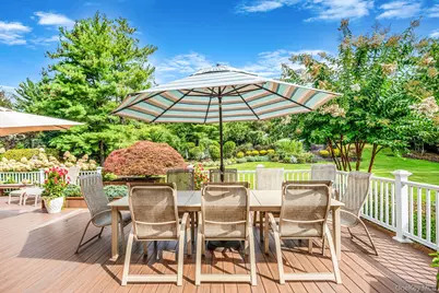 43 Cabriolet Lane, Melville, NY 11747 - Photo 37