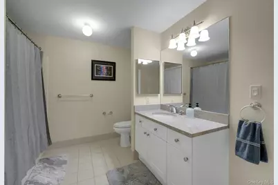 300 Mamaroneck Avenue #831, White Plains, NY 10605 - Photo 23